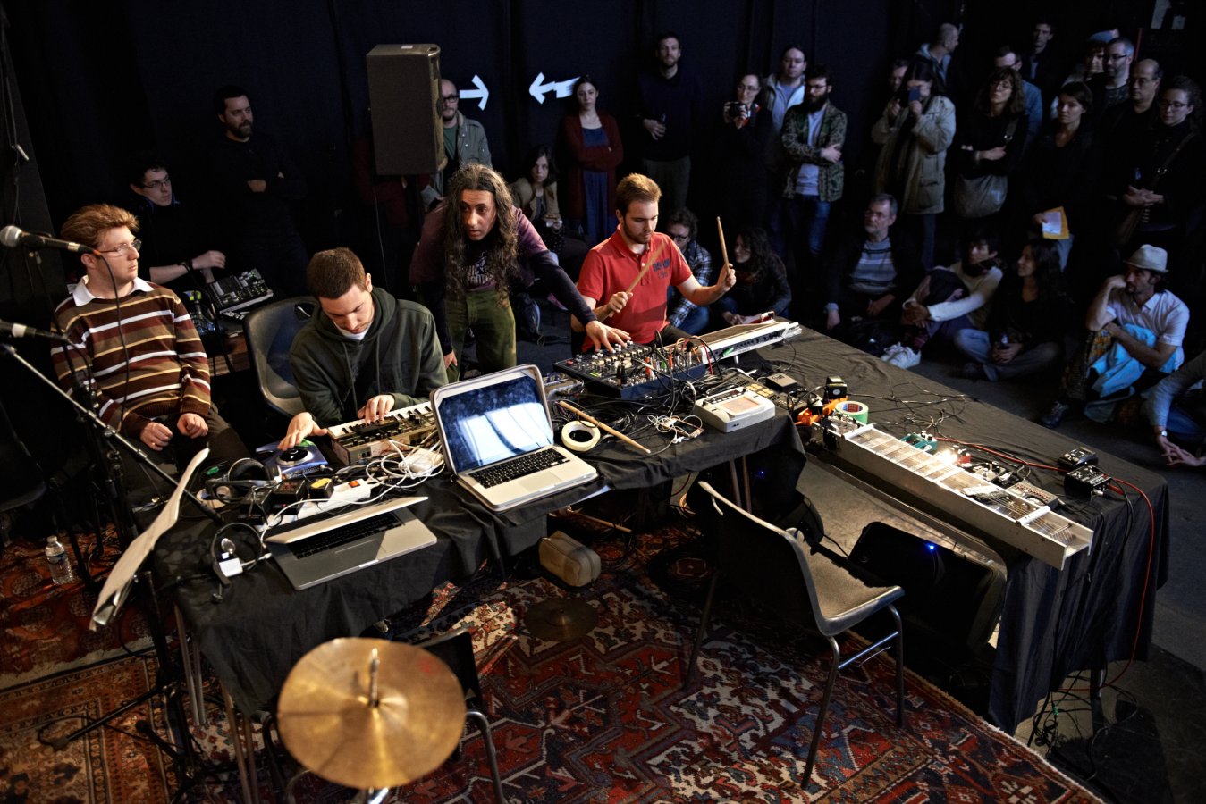 Restitution d'atelier : Anla COURTIS avec les jeunes de l'hôpital de jour d'Antony