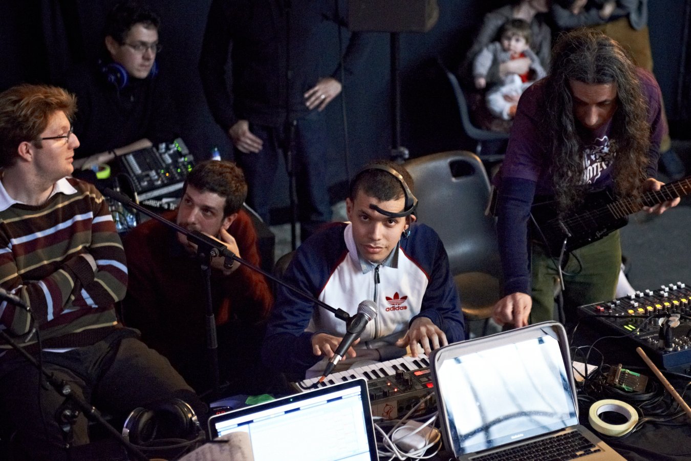 Restitution d'atelier : Anla COURTIS avec les jeunes de l'hôpital de jour d'Antony